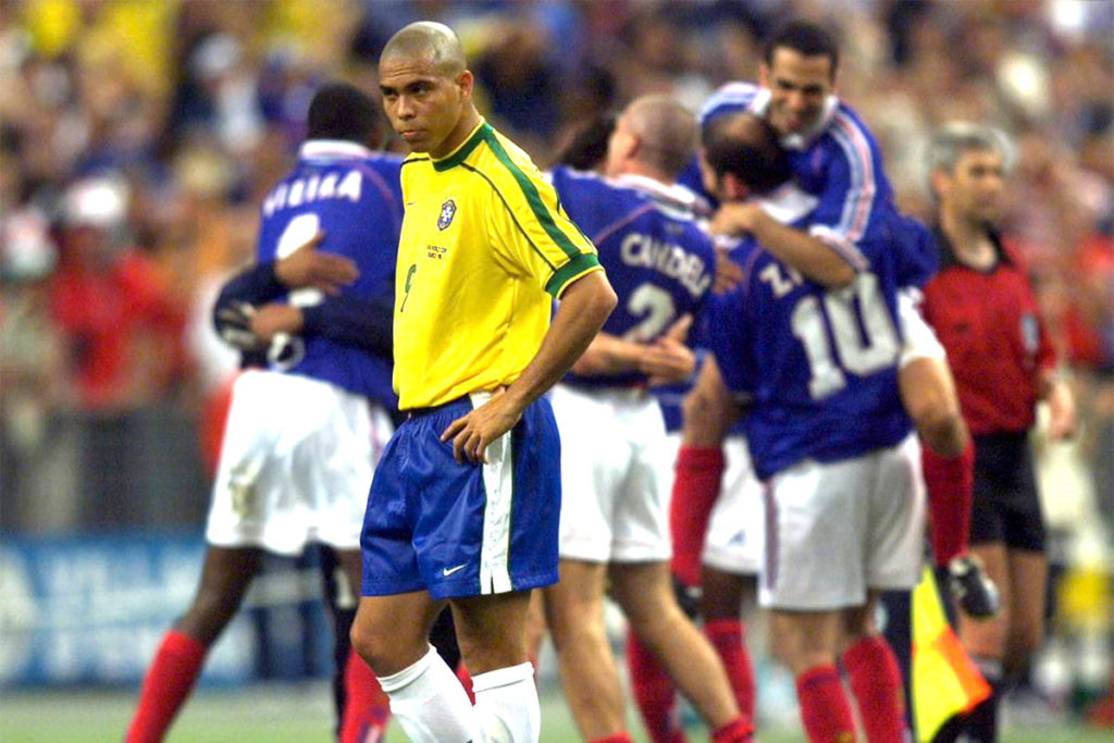 ronaldo maglie brasile francia finale mondiali 1998