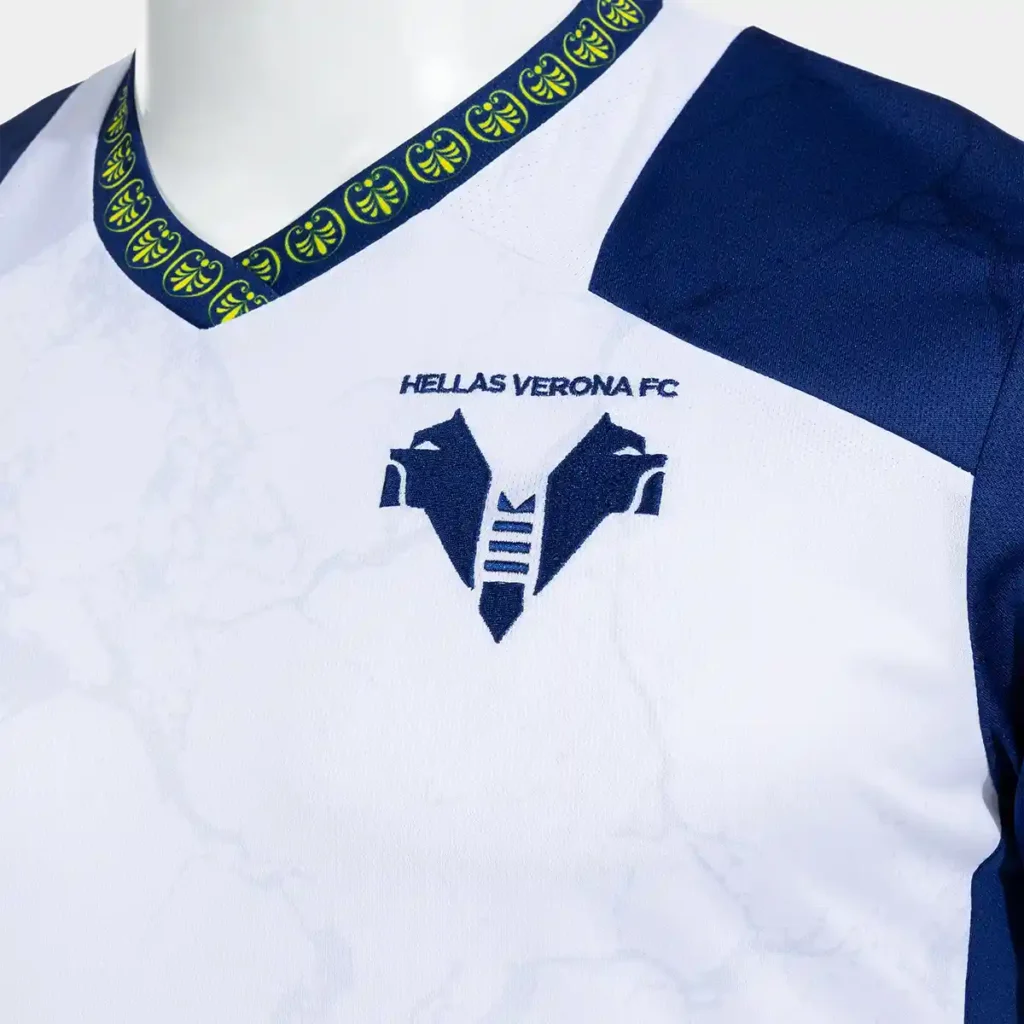 verona maglia 2024 2025 away dettaglio