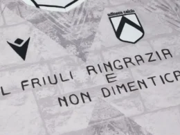 udinese maglia terremoto 1976 macron-dettaglio